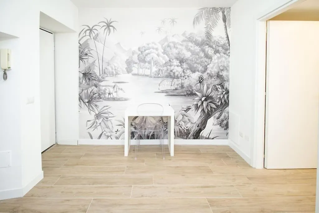 Palm Apartment의 연락처