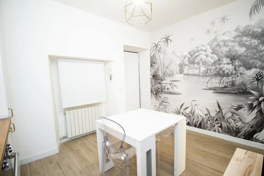 Palm Apartment Milano